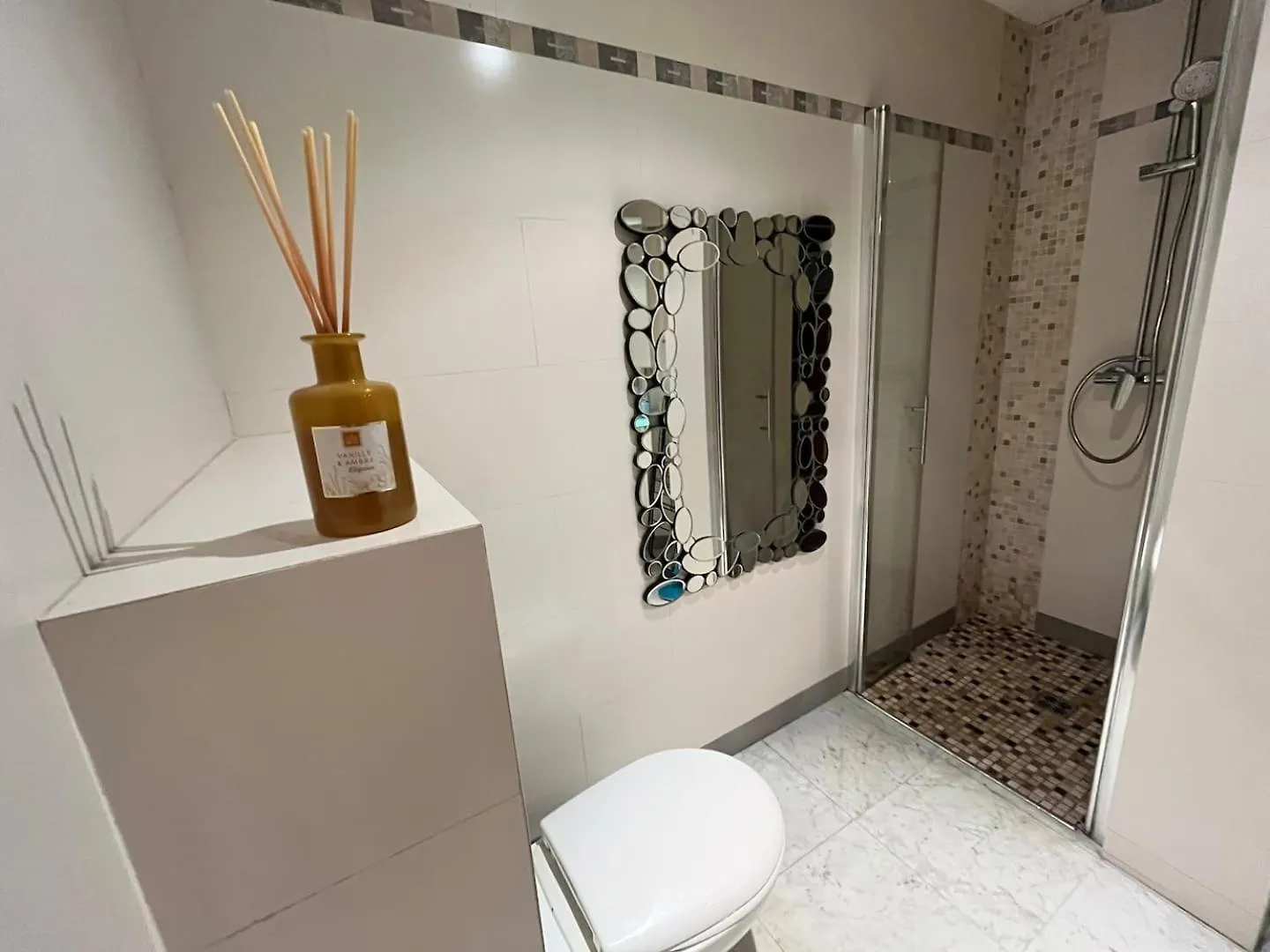 Hippodrome, Plages, Parking Prive, Climatisation Cagnes-sur-Mer Daire
